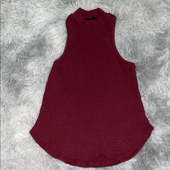 Rue 21 tank top turtle neck - Picture 1 of 3